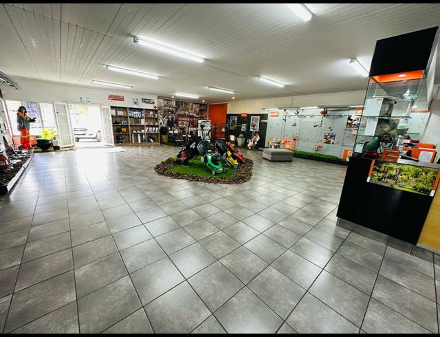 1,550M² WAREHOUSE FOR SALE IN PIETERMARITZBURG CENTRAL